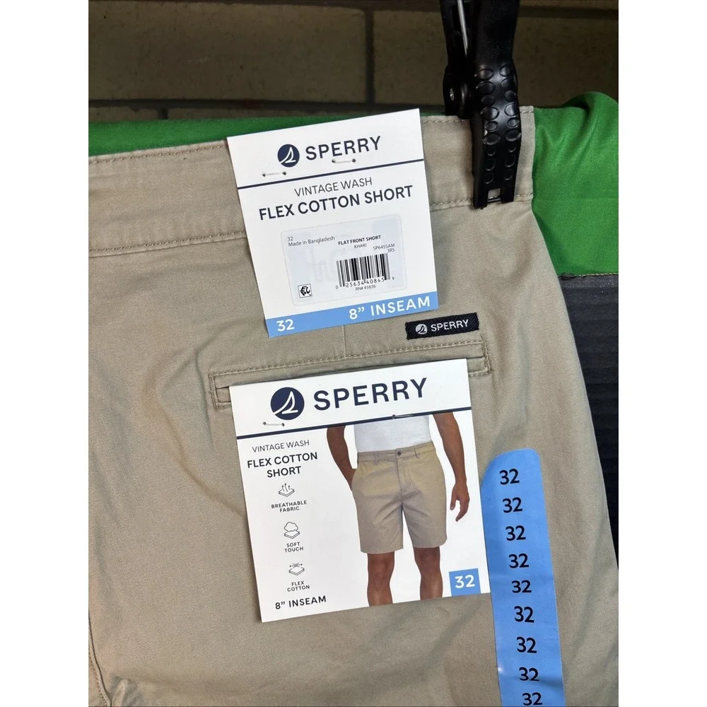 NWT Sperry Men's Flat-Front Shorts Size 32 Khaki